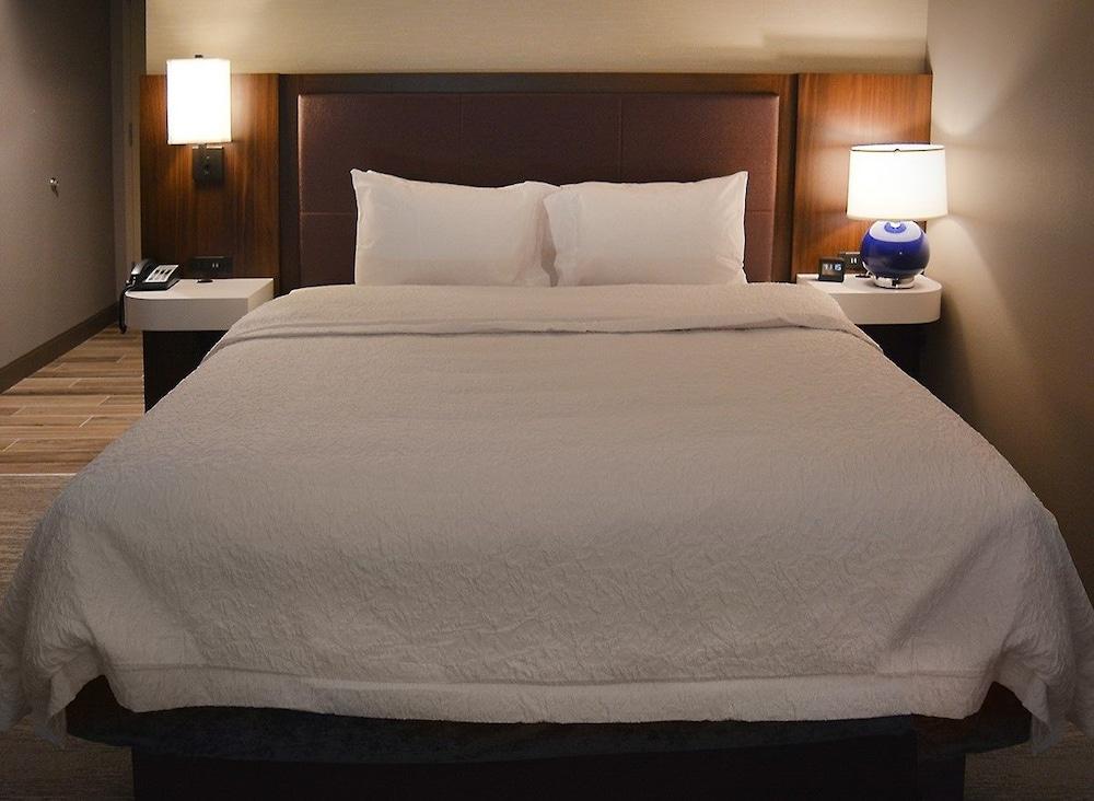 Hampton Inn&Suites Philadelphia/Media Exterior foto